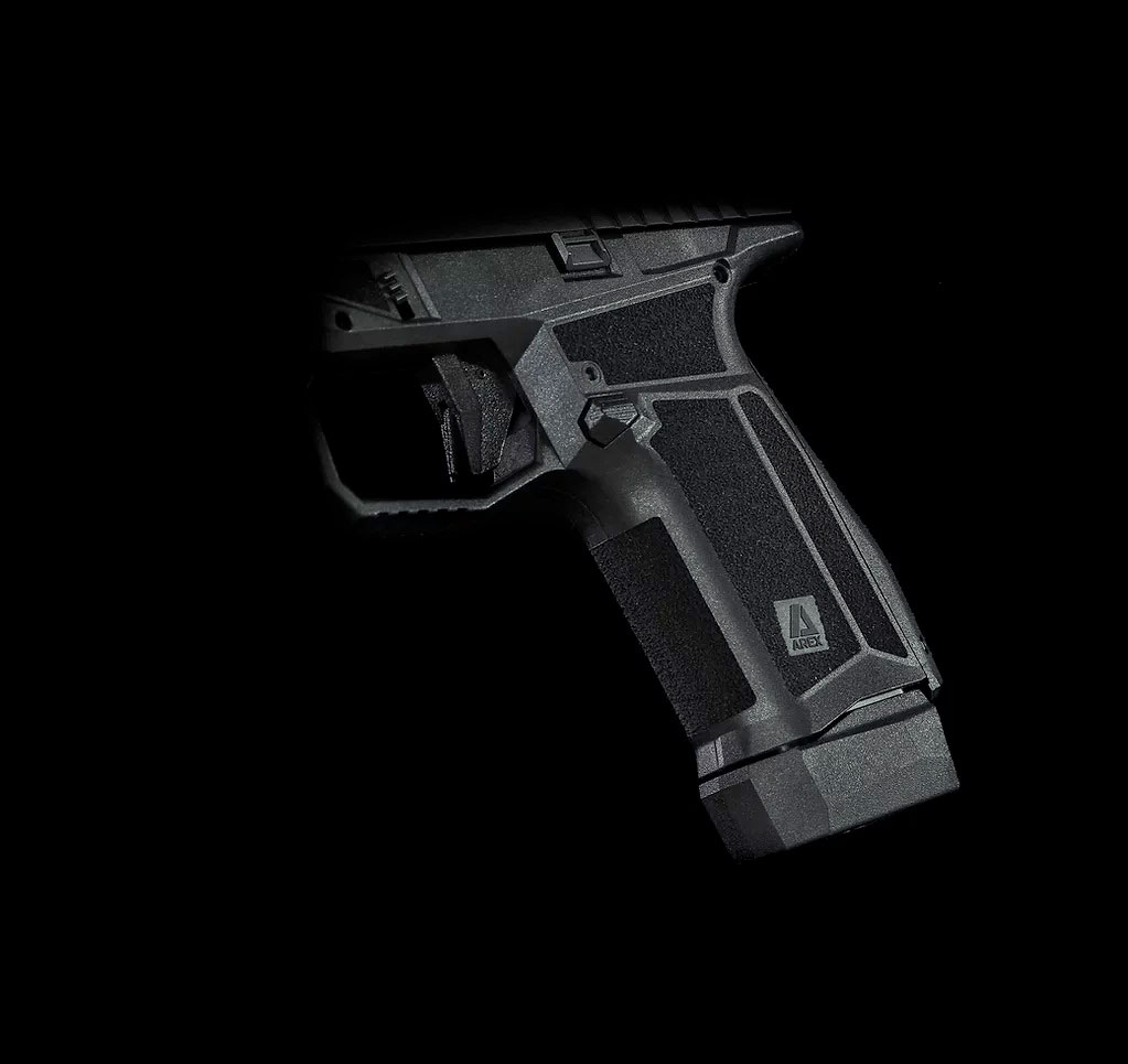 SMITH & WESSON M&P22 22 WMR Range Kit 4.6" 30rd - Black